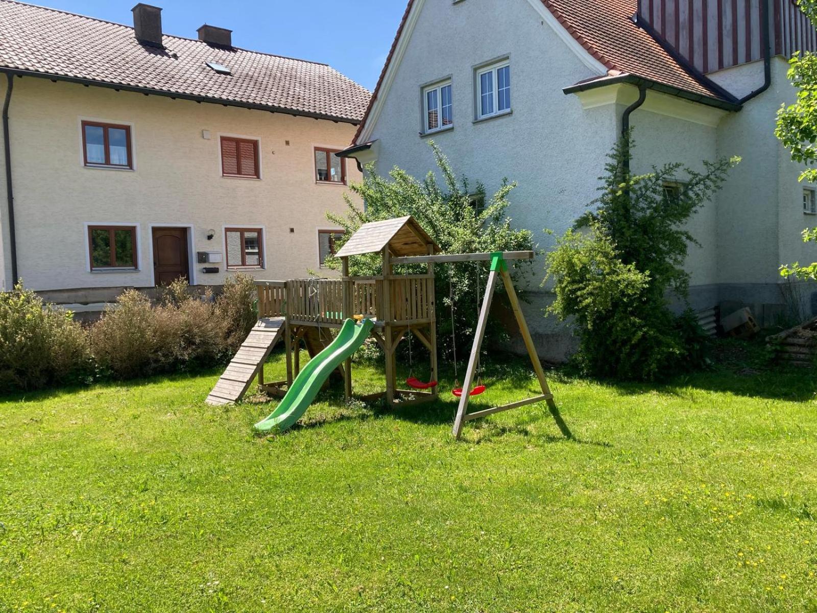 Ruhige Ferienwohnung Inklusive Garten Souterrain - Neu Renoviert Lachen Exterior foto